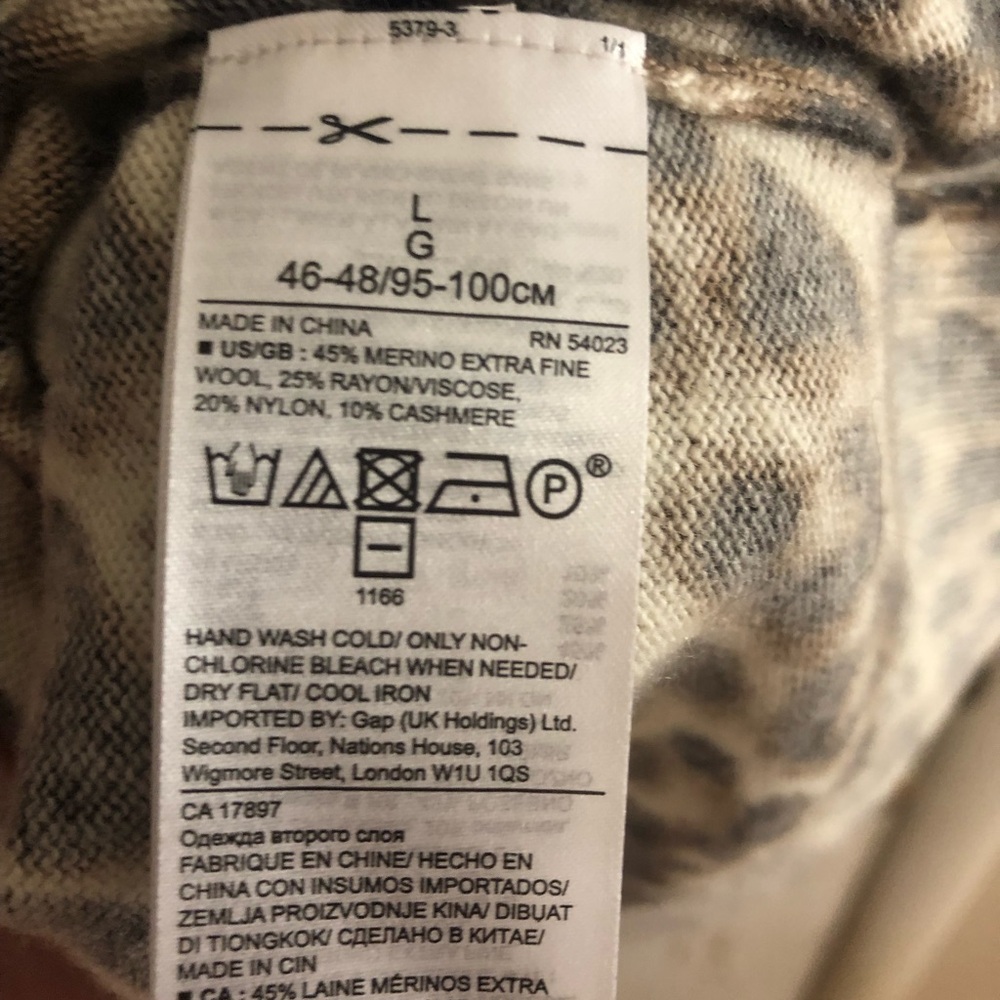 WOOL Banana Republic Leopard Print Fancy Cuff Sweater - Picture 4 of 6